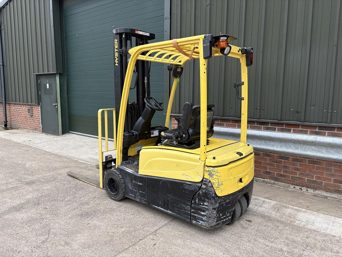 Used 2013 HYSTER J2.0XNT