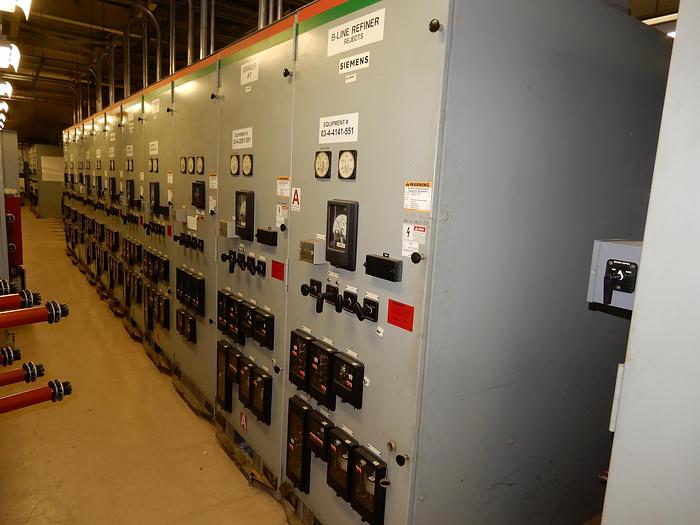 Used 4160 V SIEMENS SWITHGEAR