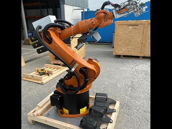 Used 2014 Kuka KR 16-2 16KG 6 Axis Robot