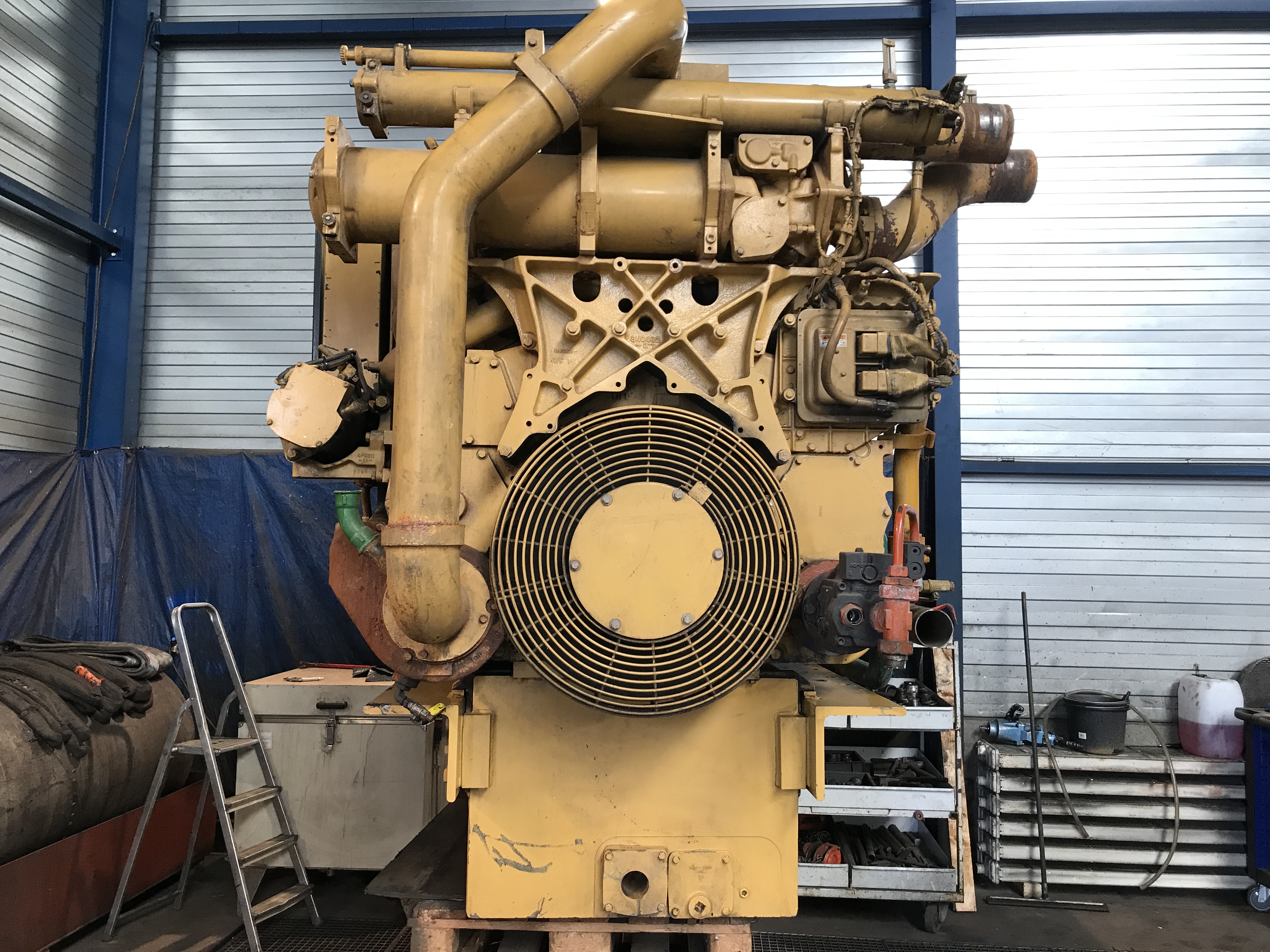 Used CATERPILLAR 3512B