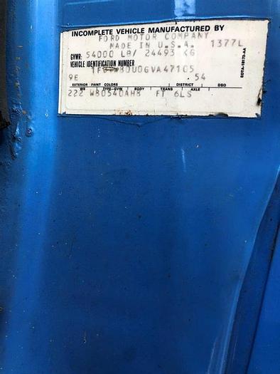 Used Ford 2200 Gallon Flatbed Water Truck