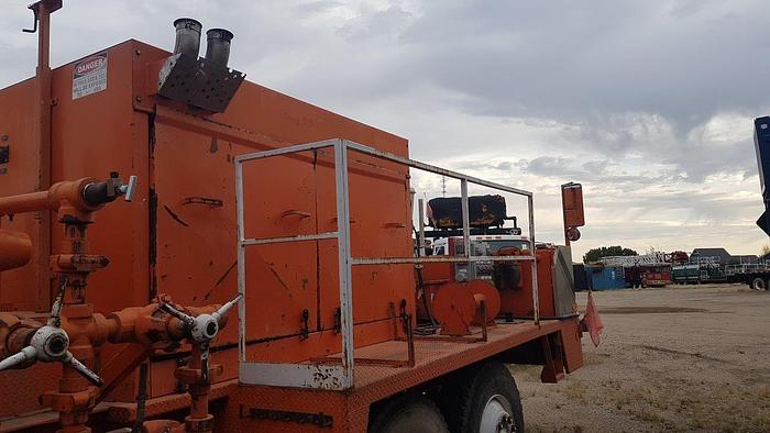 Used 2002 WELCAN 4 Axle Carrier Style Oilfield Pump / Kill Truck