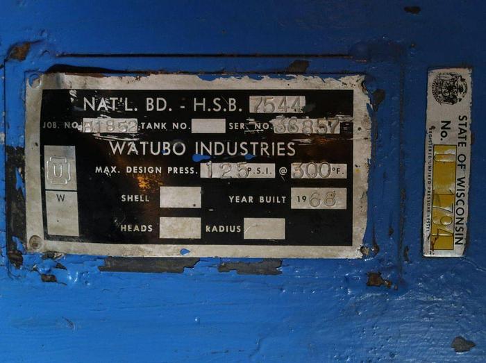 Used WATUBO IND. 1600 GALLON VERTICAL AIR RECEIVING TANK