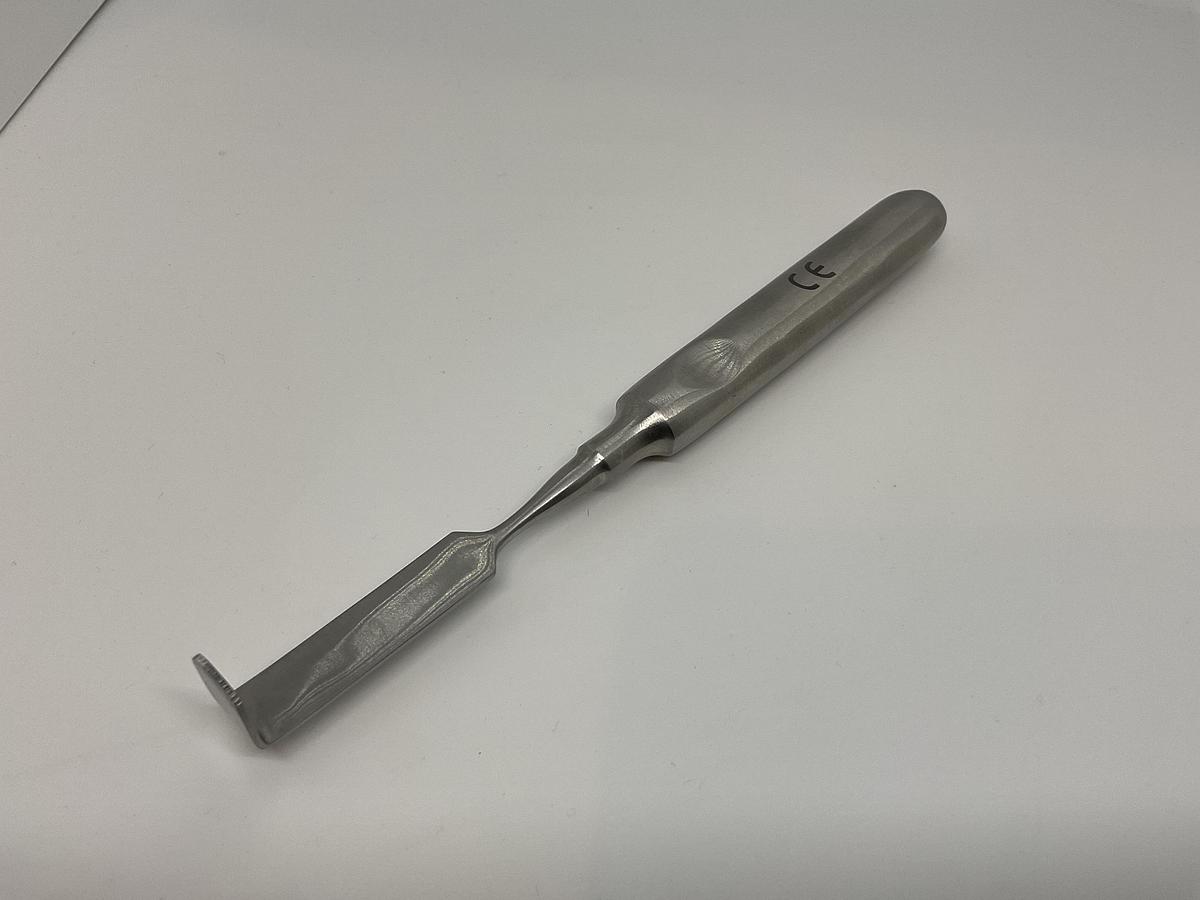 GB Medical Retractor 90 degree