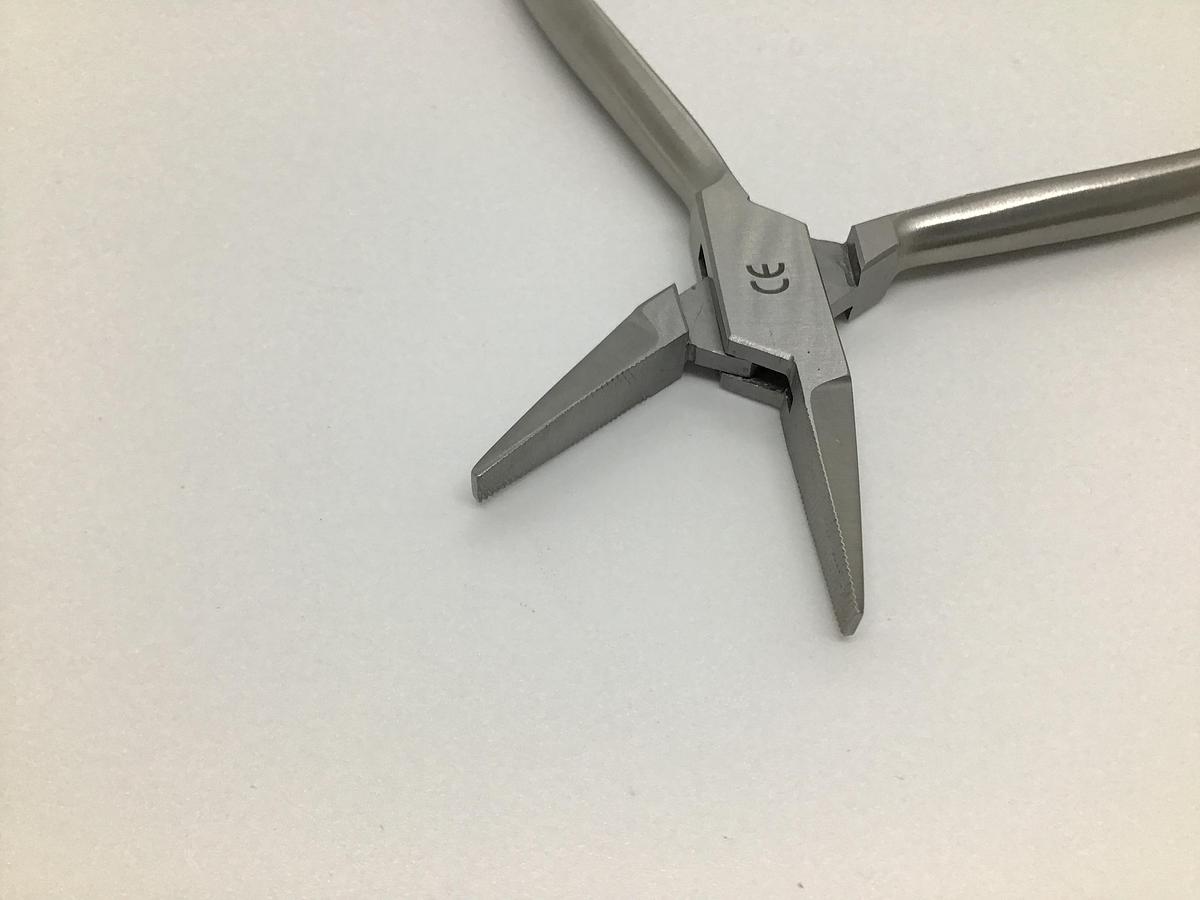 GB Medical Pliers Wire Bending 145mm