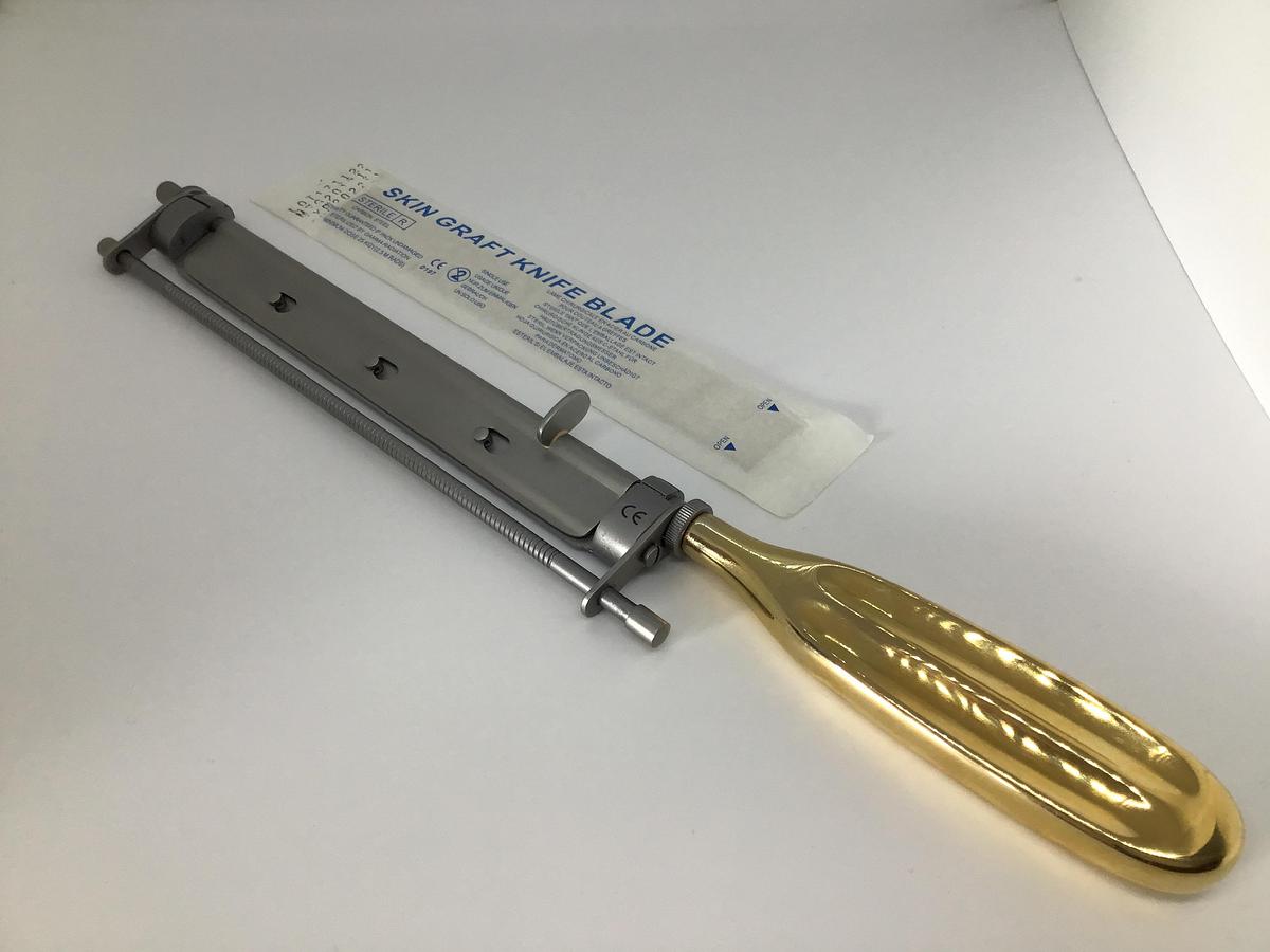 GB Medical Knife Braithwaite