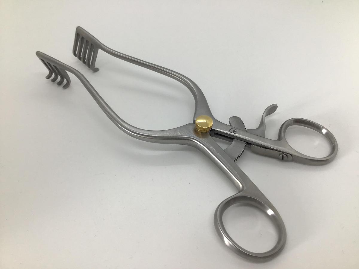 Travers Retractor 4x5 teeth 200mm