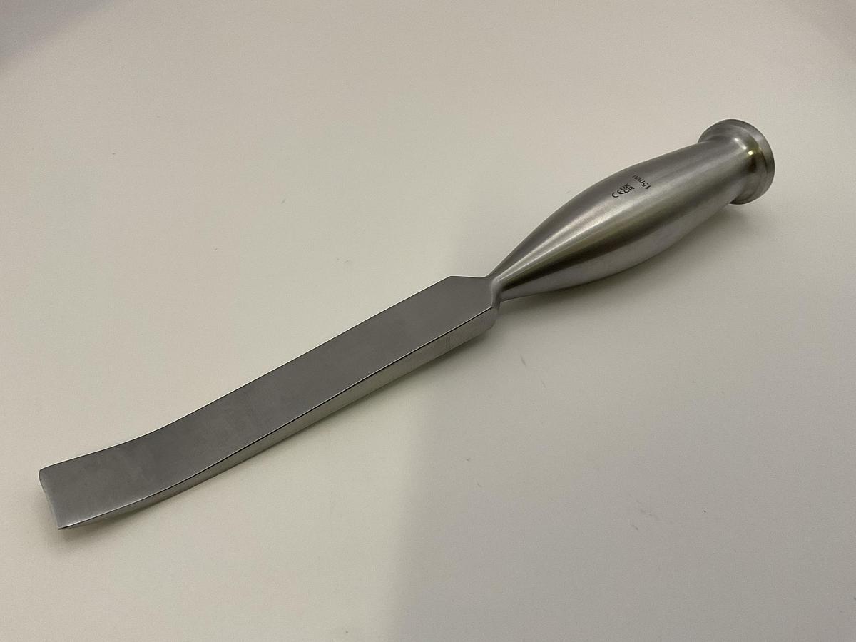 GB Medical Osteotome Smith Peterson Curved 15mm