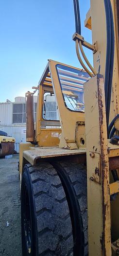 Usato 1992 Caterpillar V120