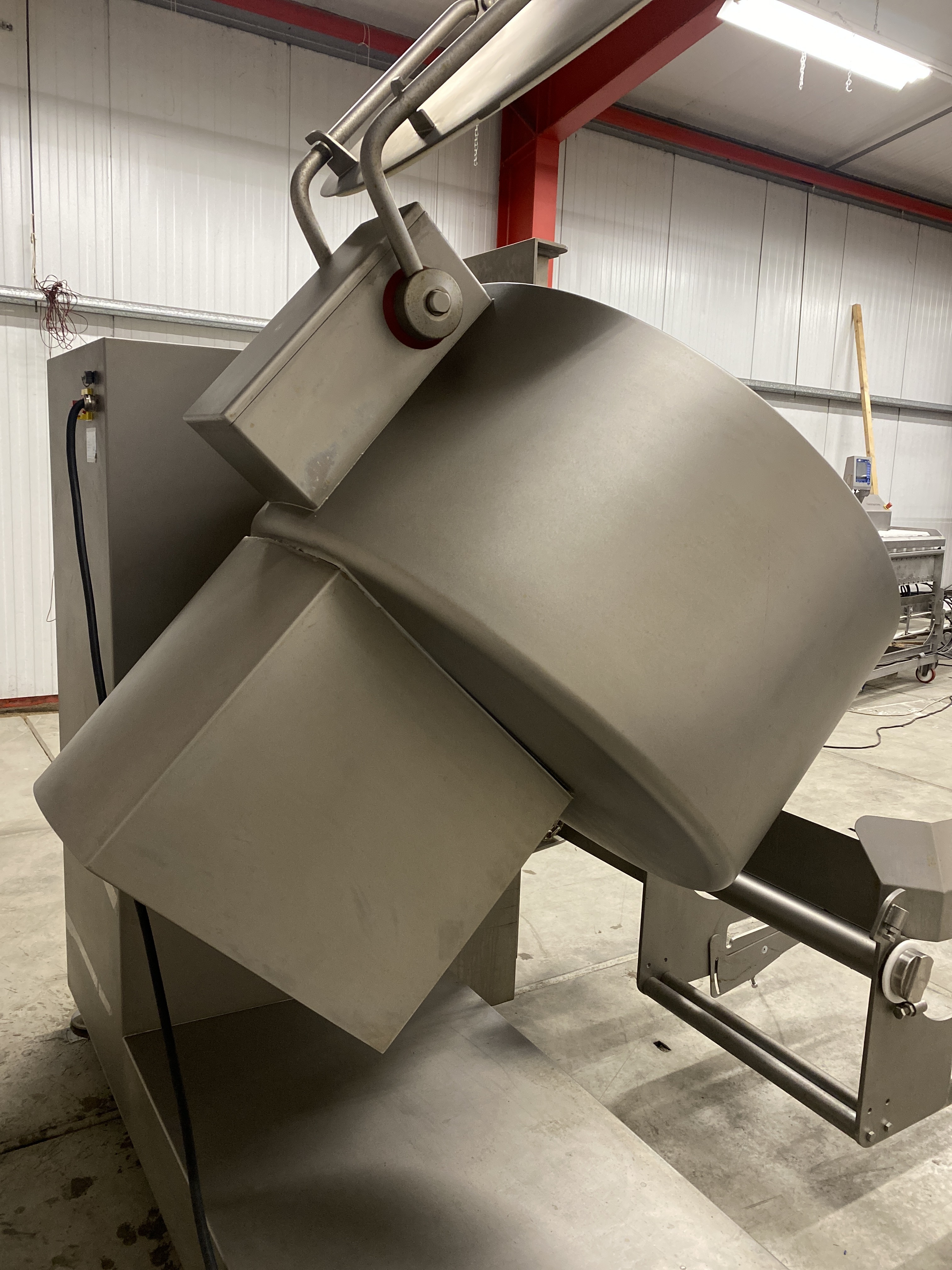 Used 2015 Ruhle mixer MGR400