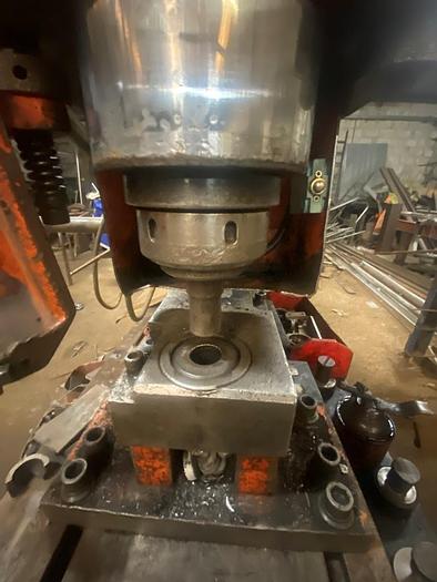 Used 2006 Sunrise IW100S Hydraulic Ironworker