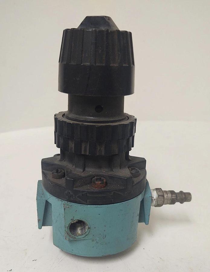 Used 🔥Wilkerson Pneumatic Regulator R26-02-000A Inlet Air Pressure 300 Max