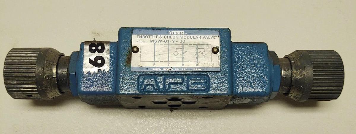 Used Yuken MSW-01-Y-30 MSW01Y30 Throttle Valve Check Valve