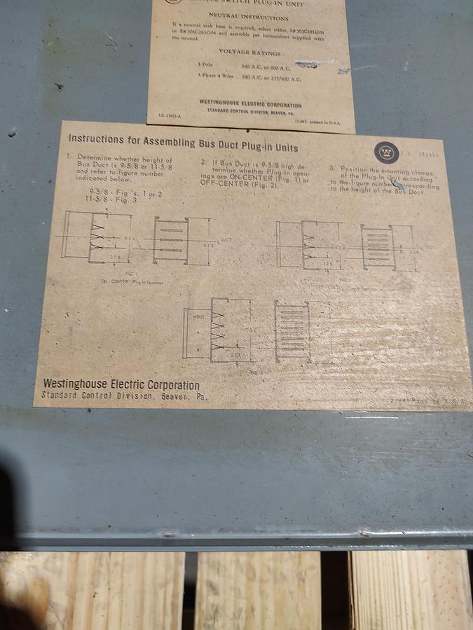 Used WESTINGHOUSE TAP-324 200A 240VAC 3PH FUSIBLE BUS PLUG DUCT SWITCH
