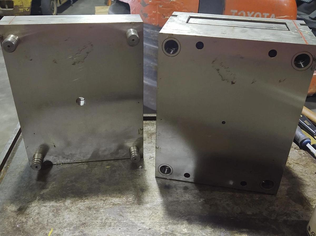 🔥 NEW Plastic Injection Mold Base 9-7/8 x 11-7/8