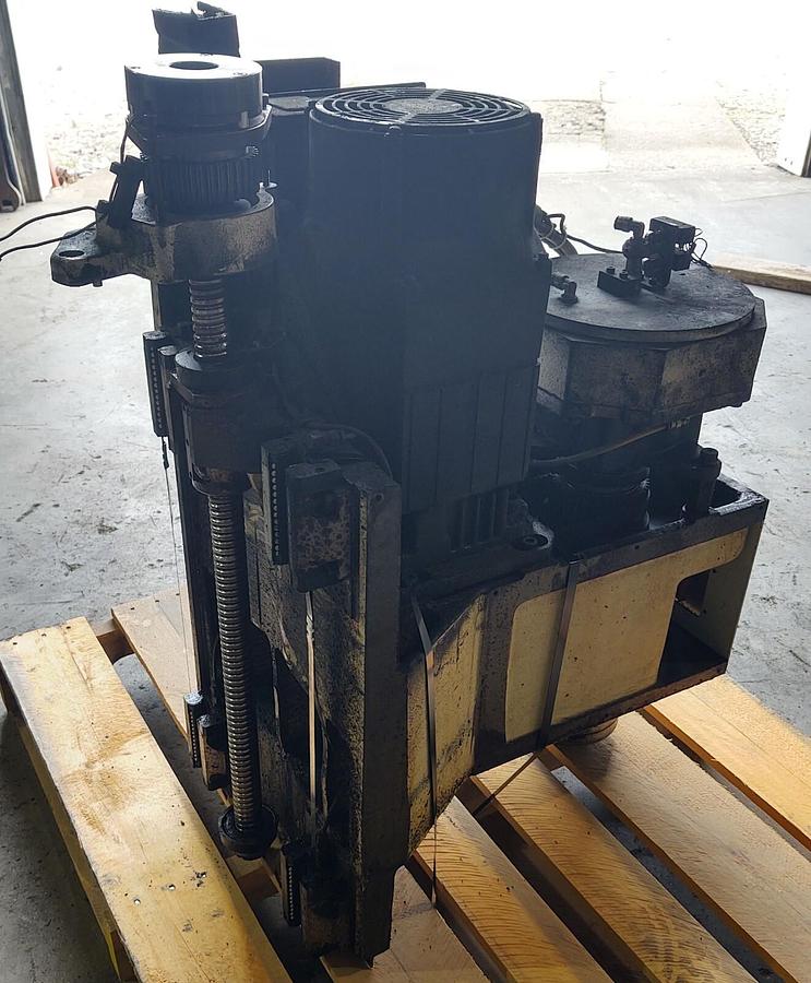 Used BRIDGEPORT 2216 CNC HEAD COMPLETE FANUC AC SPINDLE MOTOR UAASKD-06DBM13 WORKING