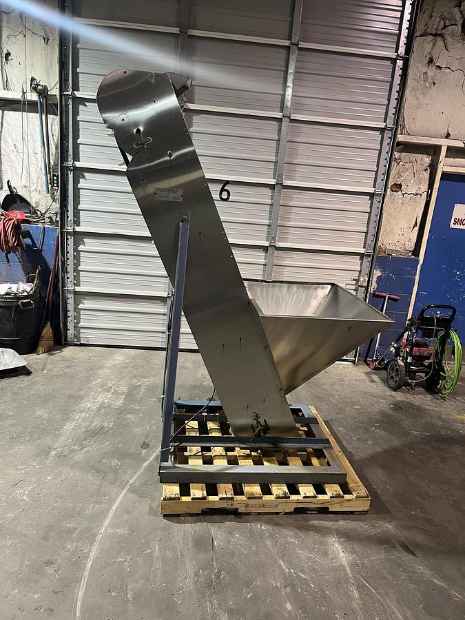 Used Norwalt Design Inc Hopper Feeder Incline Cleated Conveyor