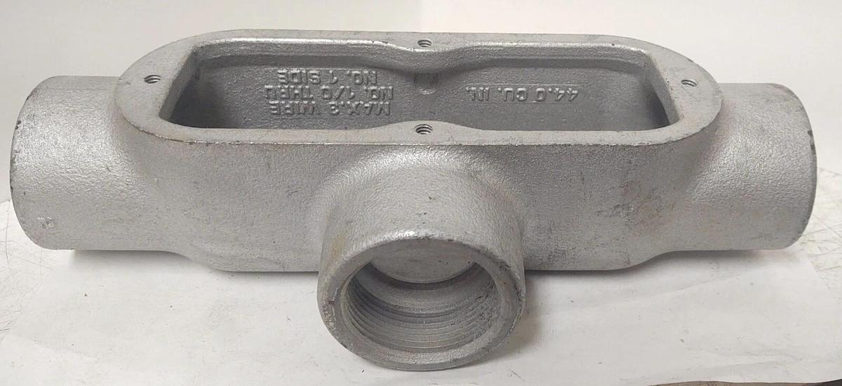 🔥(4PCS) Crouse-Hinds T58, Rigid Conduit Outlet Body, 1-1/2 Outlet Body