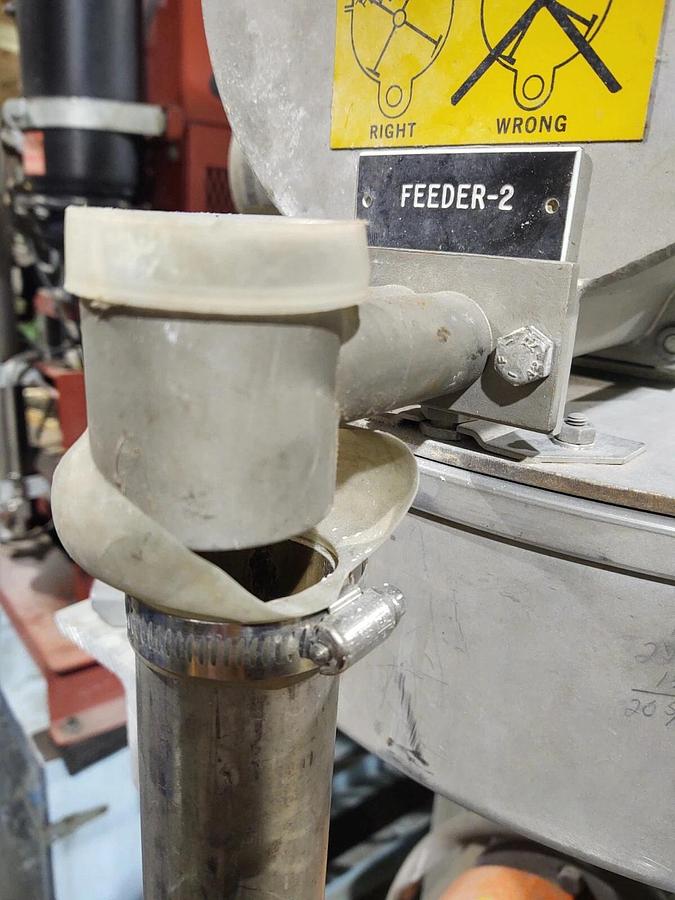 Used Werner & Pfleiderer ESB-45 Extrusion SIDE FEEDER MIXER BLENDER TWIN SCREW HOPPER