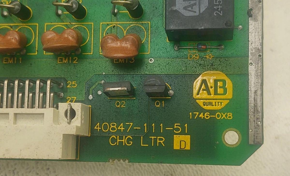 Used 🔥Allen Bradley 1746-OX8 SLC 500 8 Point Output Module Relay
