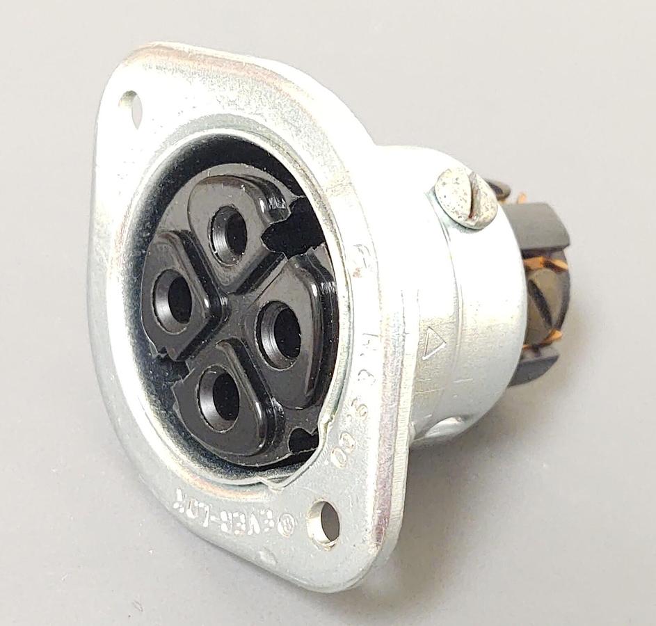 🔥 RUSELLSTOLL FEEDRAIL 8944, Receptacle Socket 4 Prong F13104C Plug Core Van