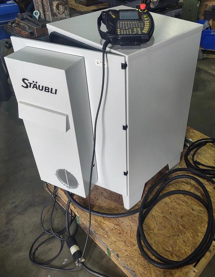 Used 🔥 Clean Working STAUBLI TX40 Robot 6 Axis, CS8C Controller, Euromap 67, 480V