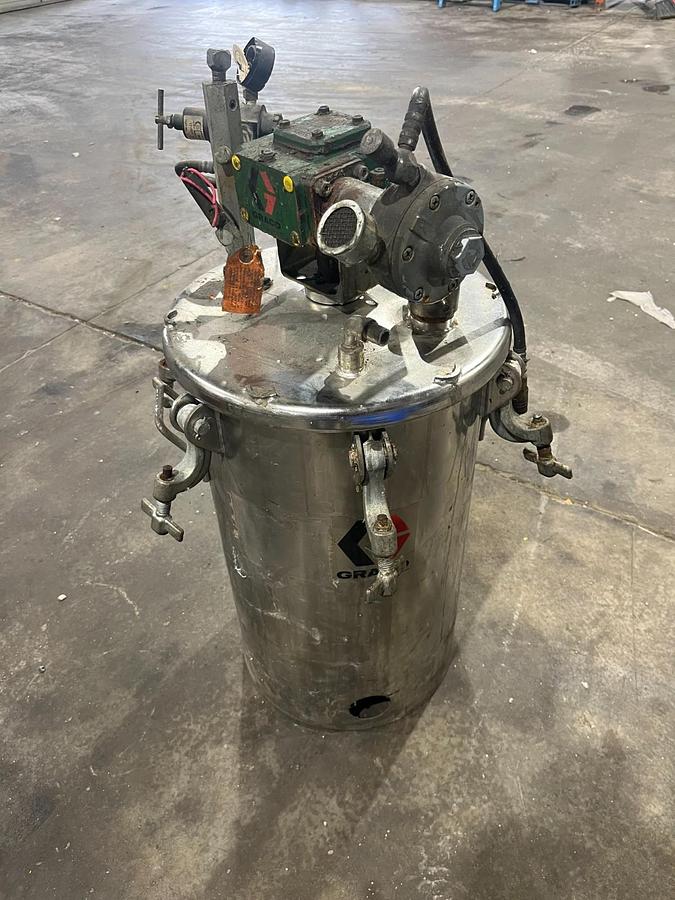 Used Graco 236153 High Pressure Tank Agitator