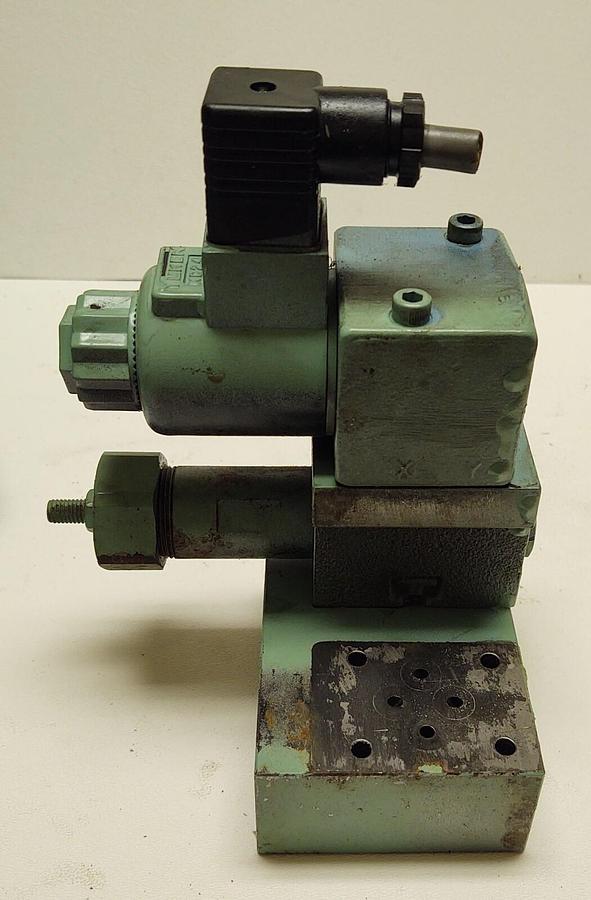 Used Yuken Valve Stake C DSG-03-C-D24-20  With Relief Valve MBA-01-C-30 FREE SHIPPING