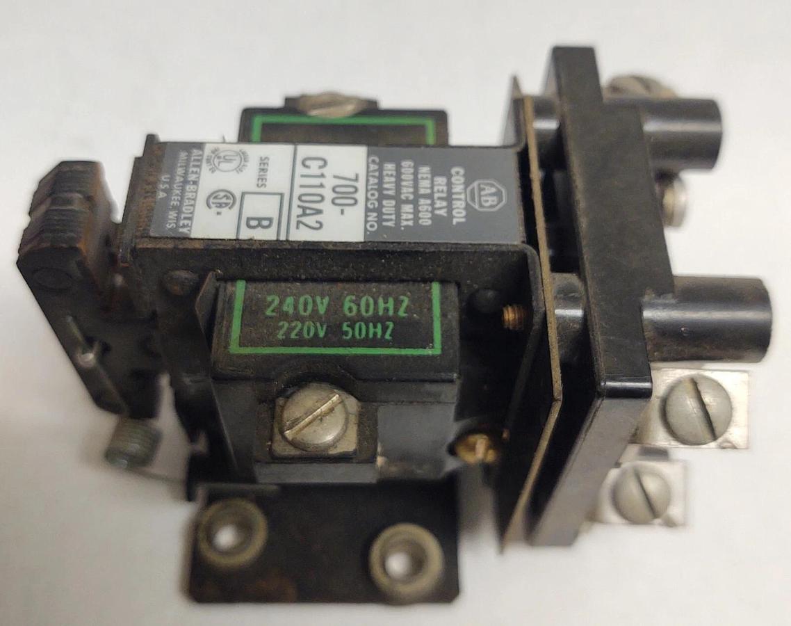 Used 🔥 ALLEN BRADLEY 700-C110A2 SER. B 220/240V (1 NO 1 NC) Contacts Nice Shape