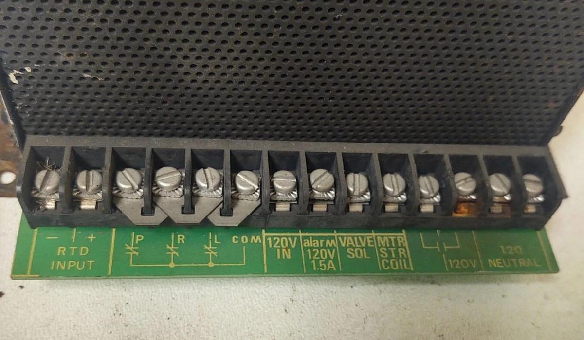 Used 🔥Universal Dynamics OMNI-1 Controller Module, Temperature Hopper Loader Mixer