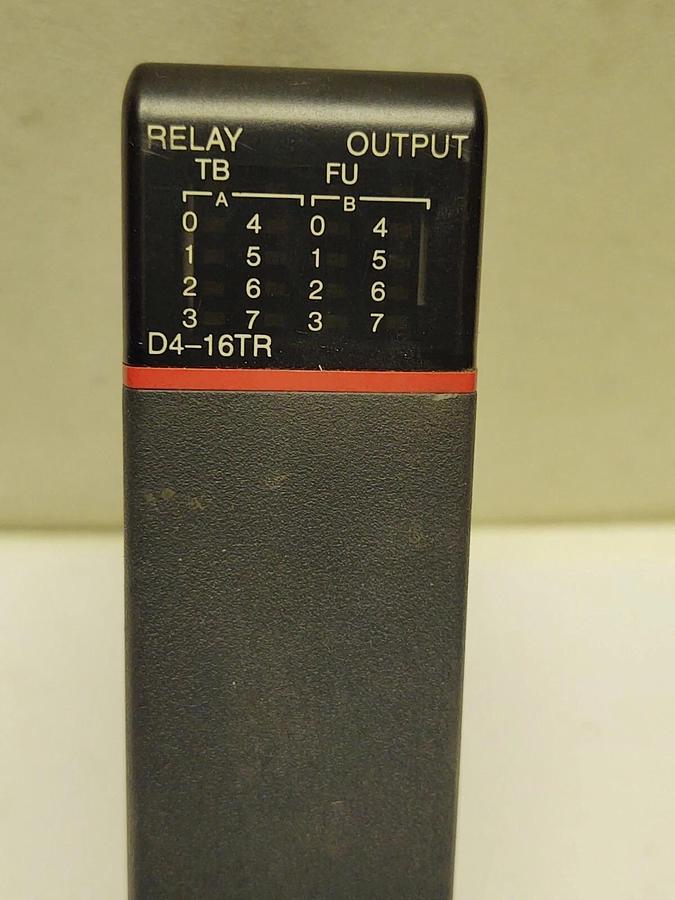 Used KOYO AUTOMATION DIRECT LOGIC D4-16TR RELAY OUTPUT