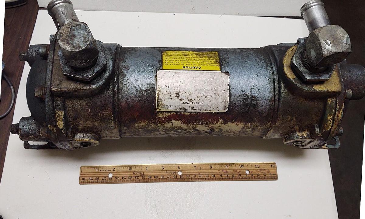 Used 6" Industrial Tube Shell Heat Exchanger Model A-1014-7522 Oil Cooler Open Tubes