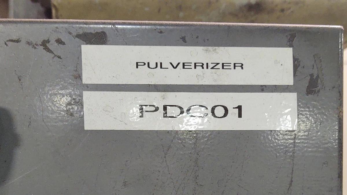Used 🔥 12" wedco Pulverizer 10 HP with vibratory feeder Labratory equipment