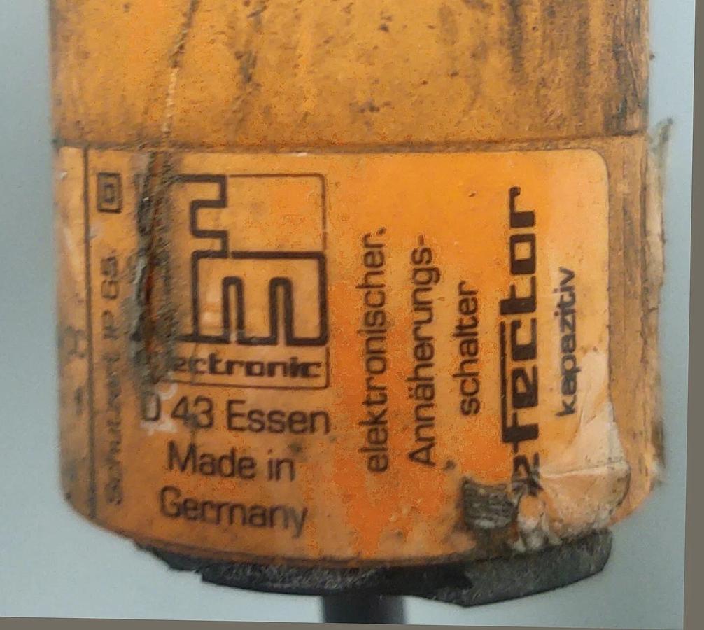 Used 🔥EFECTOR KB-2020-BBOA/KB0040 Proximity Sensor