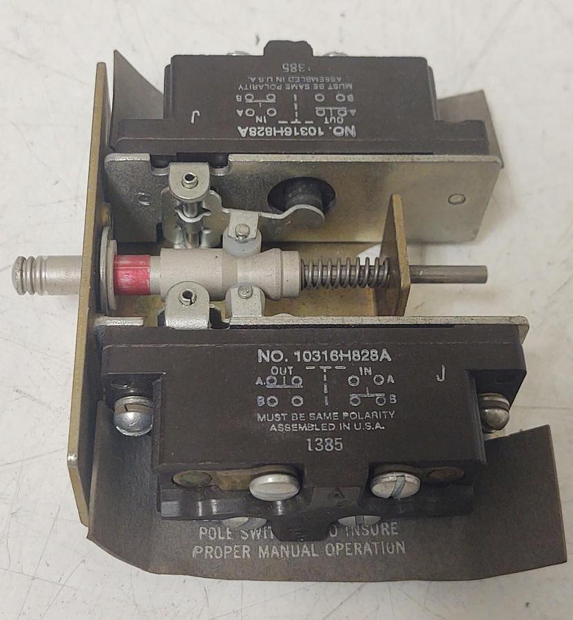 Used 🔥 Cutler Hammer 10316H828A Dual Position Plunger Limit Switch TESTED