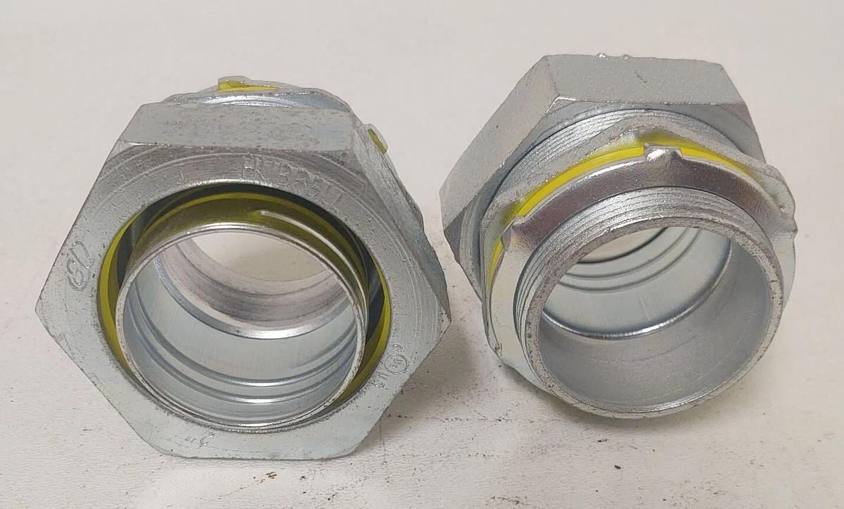 🔥(2 PCS Lot) HUBBELL 3408 2", Liquid Tight Straight Connector, Uninsulated