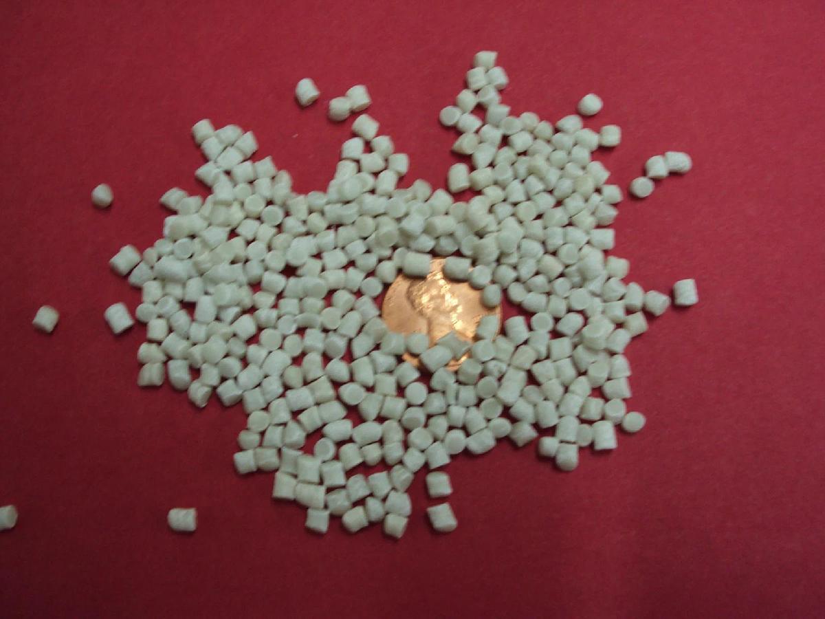Plastic Pellets for Cornhole Bags Toss BeanBag 1 Cup Weighs 8oz Corn hole 45 lbs
