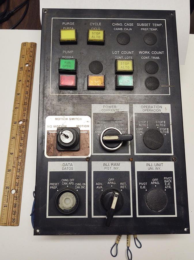 Used Mitsubishi 90-210 Ton Plastic Injection Molding Machine Operator Switch Panel
