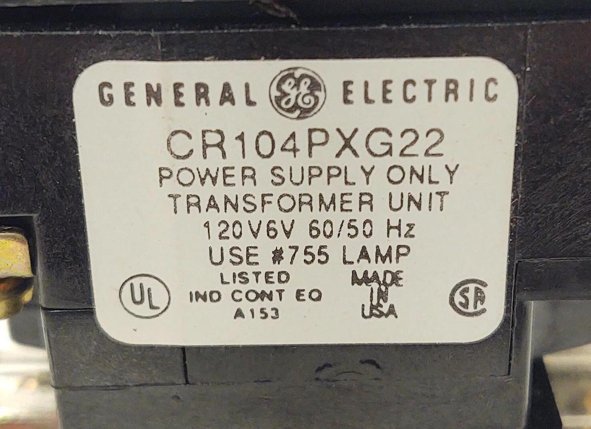 🔥 (NEW) General Electric CR104PST34M11S2 3-Position GE Switch 1 NO 1 NC Contact