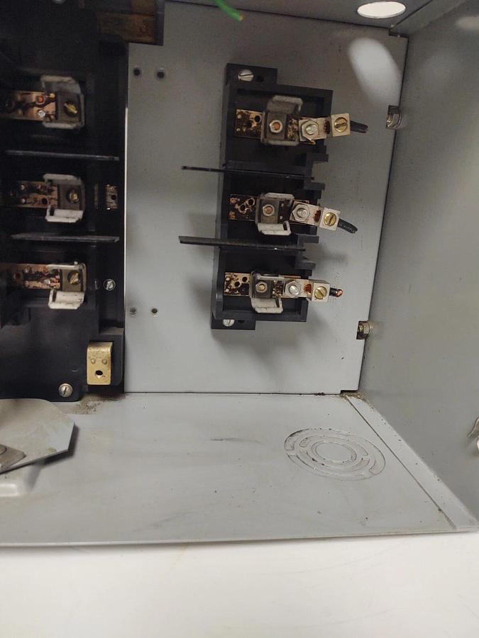 Used 🔥 Siemens ITE RV462G XL-X Fusible Busway Switch Plug, 600VAC, 60A 3P4W
