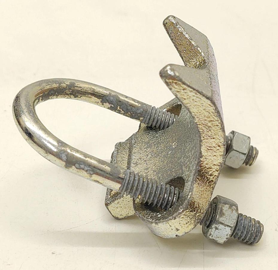 (50 PCS NEW) RC 1 Conduit Beam Clamp Hanger Right Angle, 1" Steel City