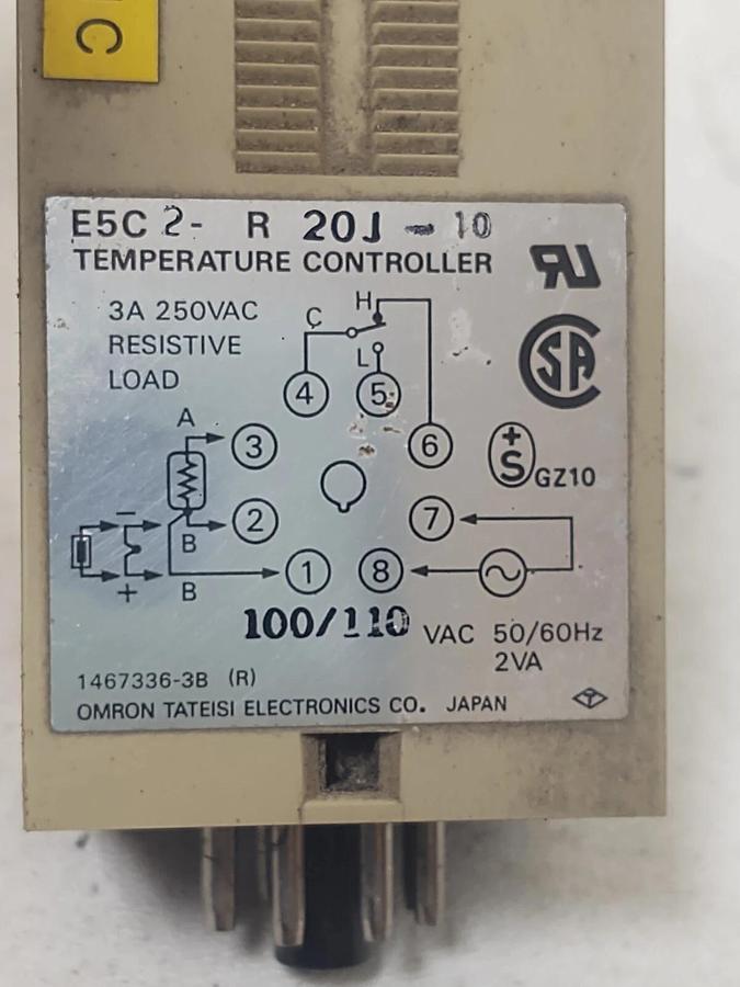 Used 🔥 Omron E5C2-R20J-10 Temperature Controller 100V/110V