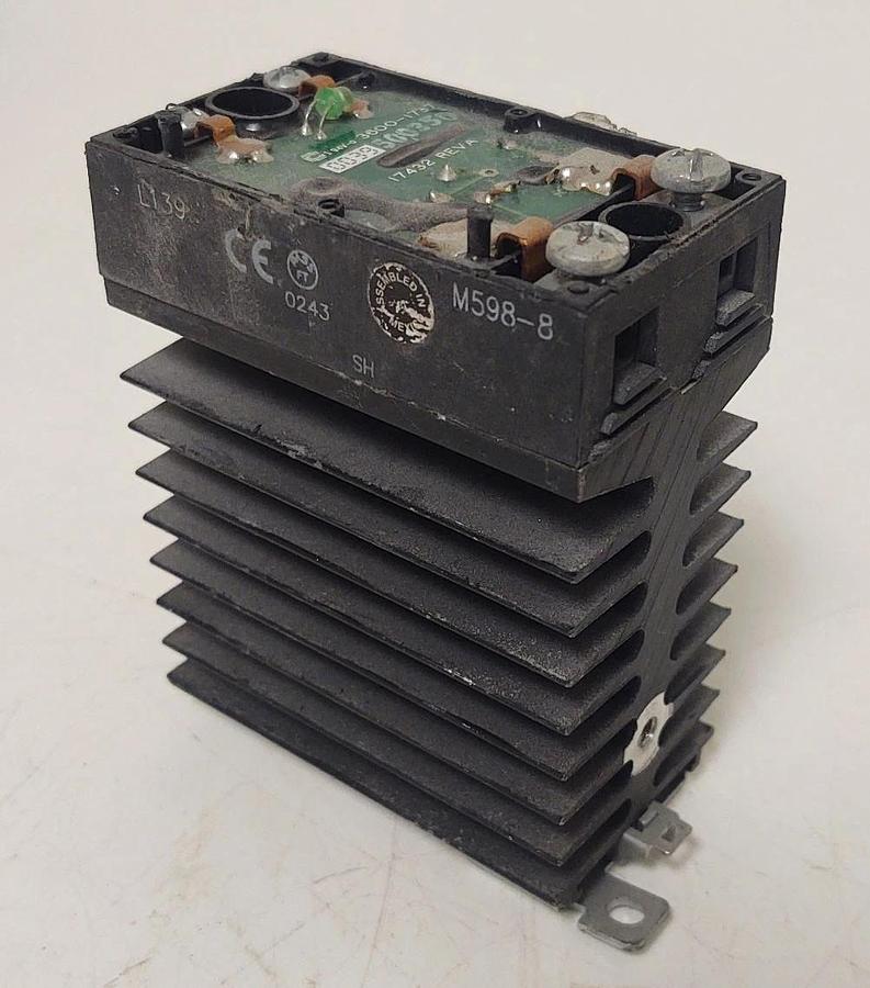 Used 🔥 Crydom 45A Solid State Relay