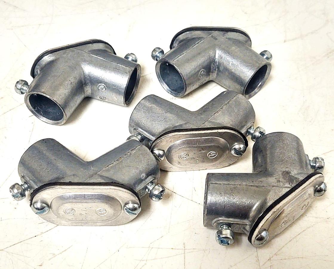 🔥QTY 5 - 1/2" EMT to EMT Set Screw Type 90° Pull Elbow