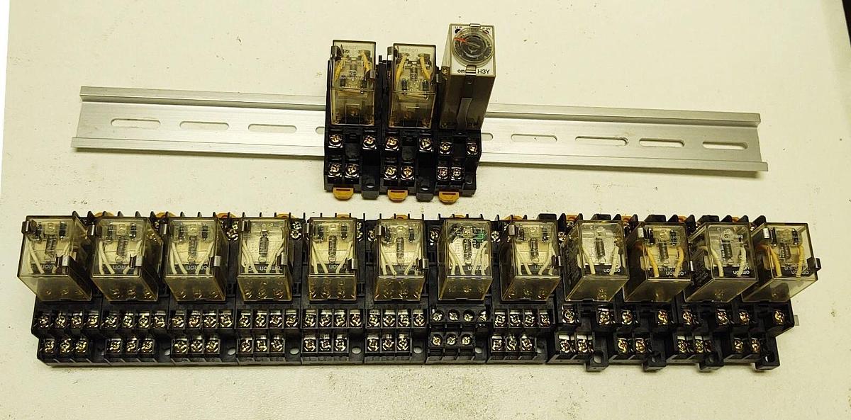 Used (8) 4PDT OMRON MY4 RELAY 14 PIN 24VDC WITH SOCKET BASEs (6) 2PDT LY2 (1) H3Y-2