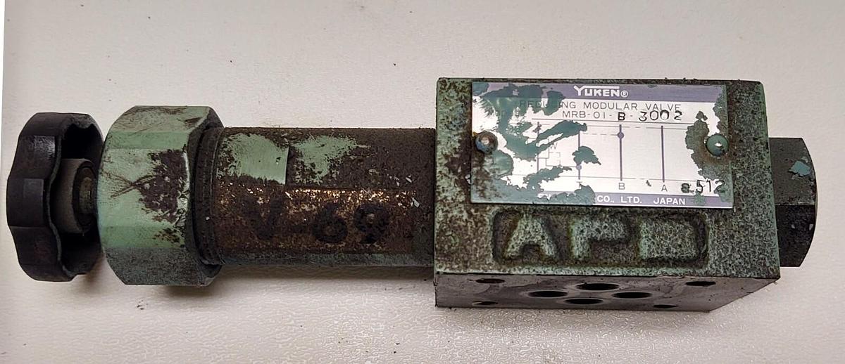 Used YUKEN MRB-01-B-3002 Reducing Modular Valve Free Shipping