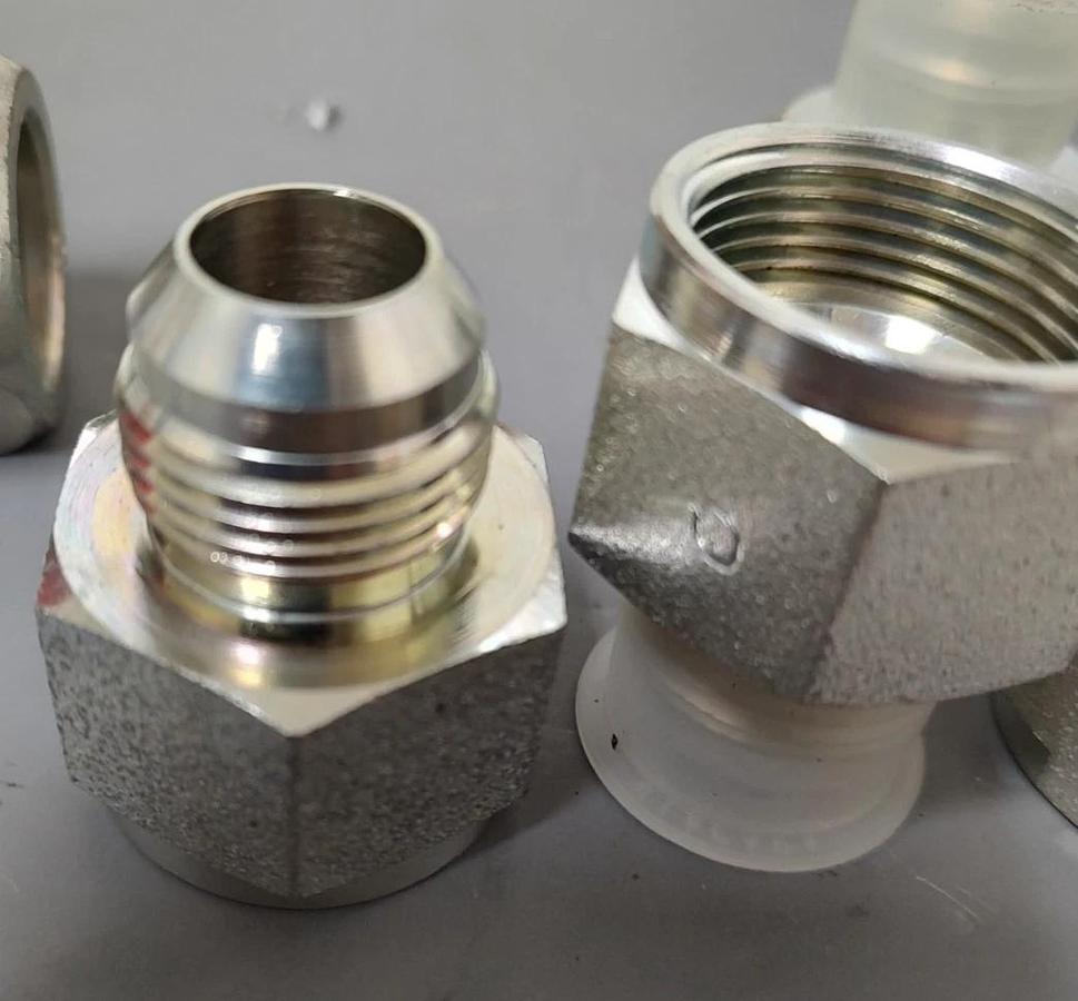 🔥 QTY 6 - 1" JIC Female Swivel & Solid to 3/4 JIC Male Reducing Adapter