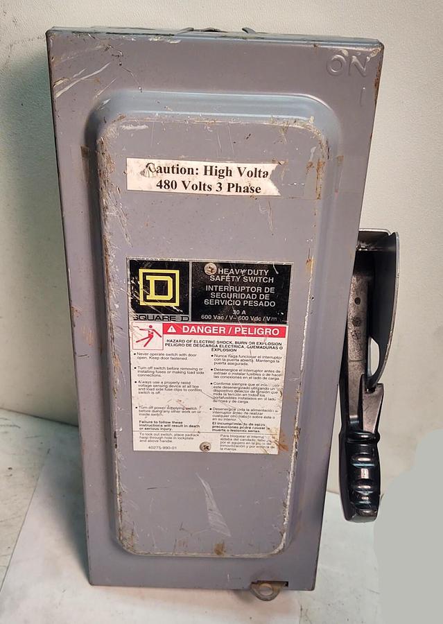 Used Square D H361N Single Throw Fusible Disconnect Switch 30A Type 1 600VAC W Fuses