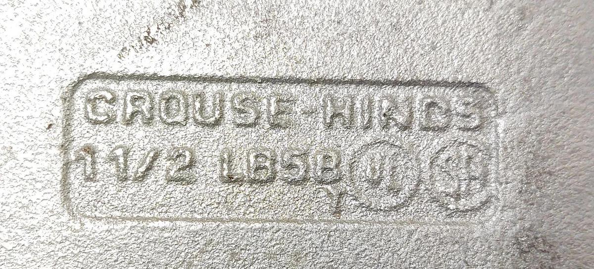 🔥 (2 NEW Crouse-Hinds 1-1/2 Inch Form 8 Conduit Outlet Body 2 Piece Set LB58