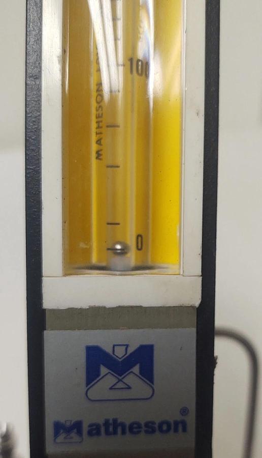 Used 🔥 Matheson Flow Rate Indicating Meter FM-1000 J1-4B101-J010 Whitey SS-42XF2